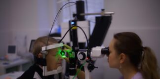 wyposażenie gabinetu okulistycznego